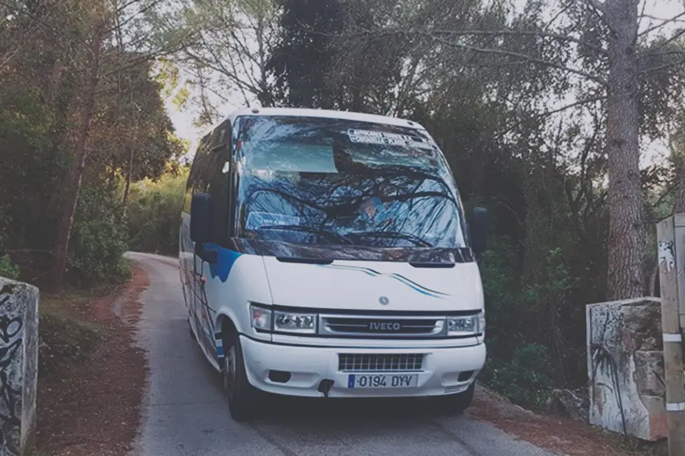 company.section4.imageAlt